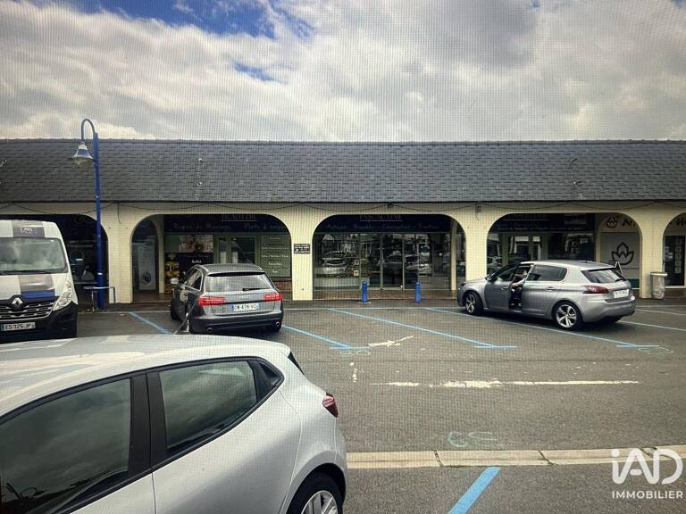 Vente Boutique/Local commercial 210 m&sup2; — photo 1