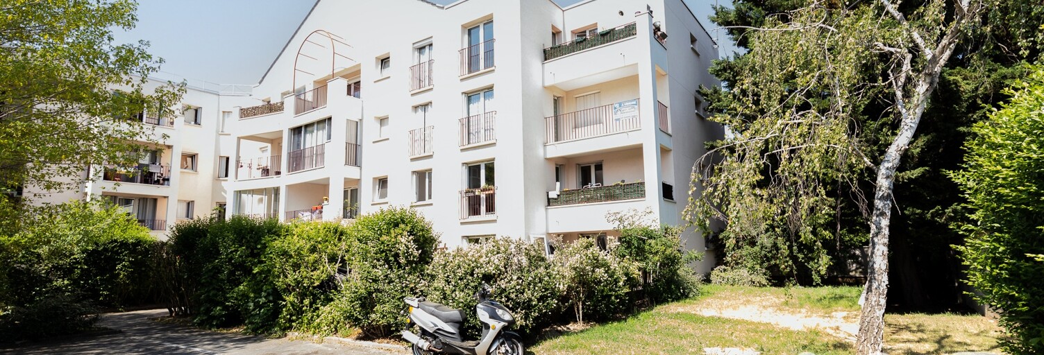 Garage  19 m² à vendre à Viry-Châtillon (91170)