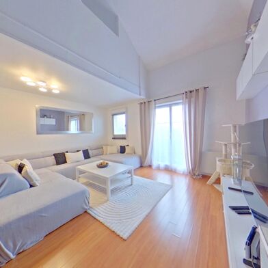 Appartement 4 pièces 239900 €