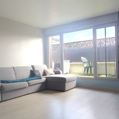 Appartement 4 pièces 265000 €