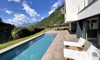 Maison 5 Pièces 171 m² à vendre à La Tronche (38700)