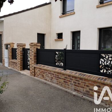 Maison 5 pièces 310500 €