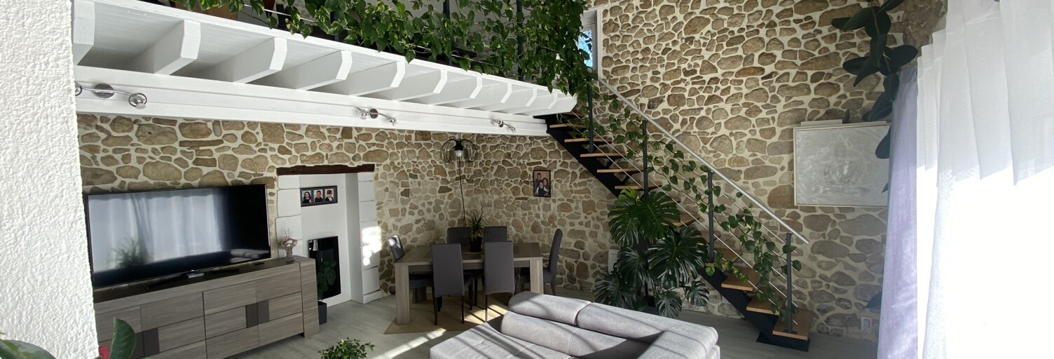 Maison 8 Pièces 173 m² à vendre à Mombrier (33710)