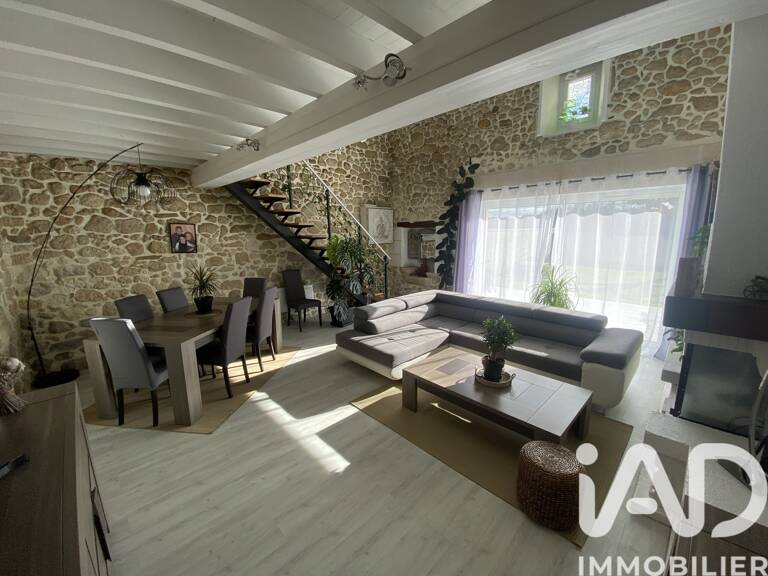 Vente Maison/villa 8 pièces — photo 1