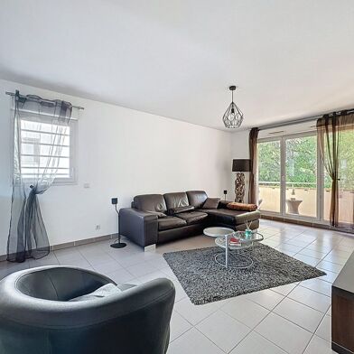 Appartement 3 pièces 270000 €