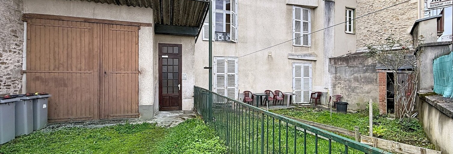 Immeuble  205 m² à vendre à Saint-Yrieix-la-Perche (87500)