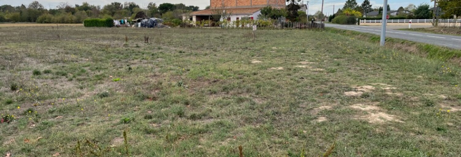 Terrain  925 m² à vendre à Saint-Pardoux-du-Breuil (47200)