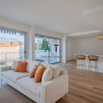 Appartement 5 pièces 450000 €