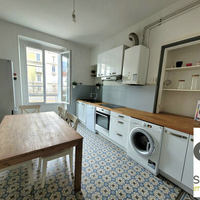 Appartement 2 pièces 781 €