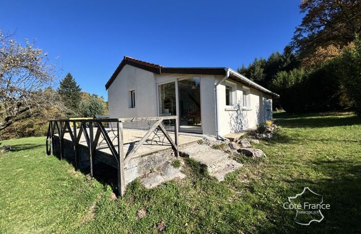 Maison d'été très charmante avec plus de 5 hectares du terra — photo 3