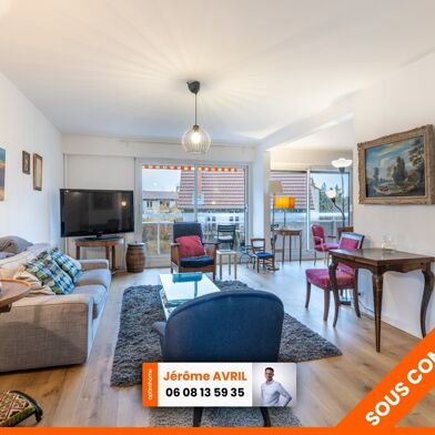 Appartement 4 pièces 304900 €