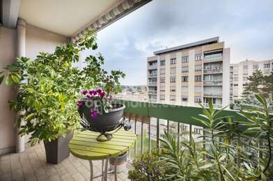 Appartement 5 pièces 260000 €