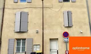 Immeuble  180 m² à vendre à Saint-Rémy-de-Provence (13210)