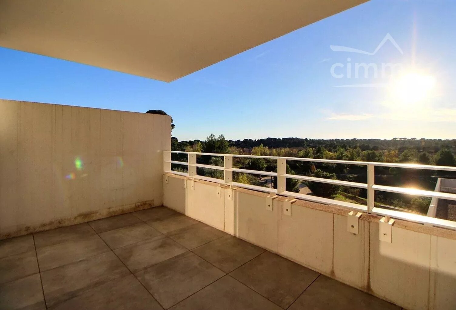 Montpellier, Ovalie, Appartement 3 pièces de 66m² avec terrasse — photo 1