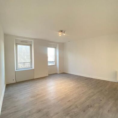 Appartement 1 pièces 570 €