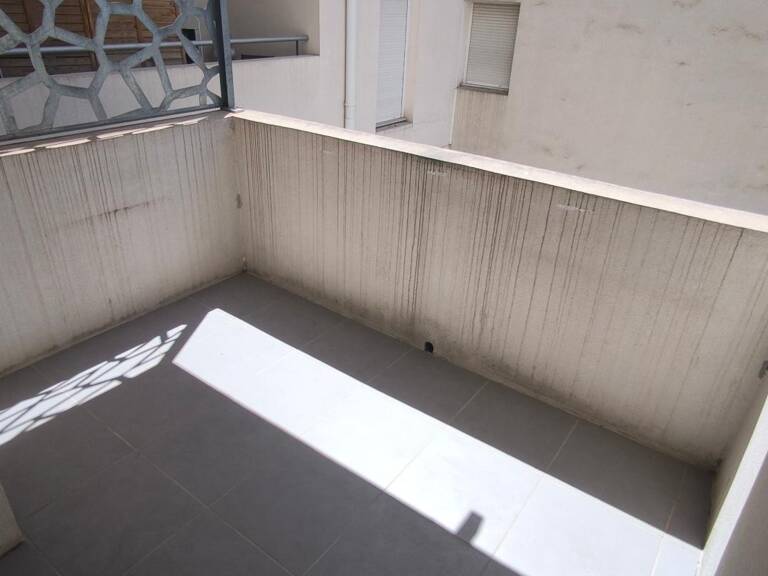EXCLUSIVITE Appartement T2 avec terrasse et parking – Nîmes proche centre-ville — photo 1