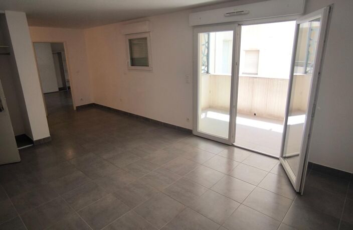 EXCLUSIVITE Appartement T2 avec terrasse et parking – Nîmes proche centre-ville — photo 3