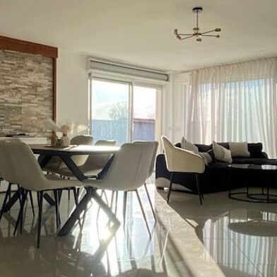 Maison 4 pièces 384800 €