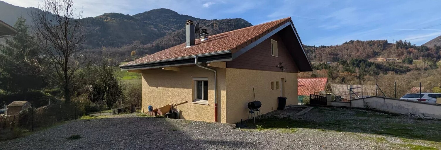 Maison 4 Pièces 200 m² à vendre à Saint-Jeoire (74490)