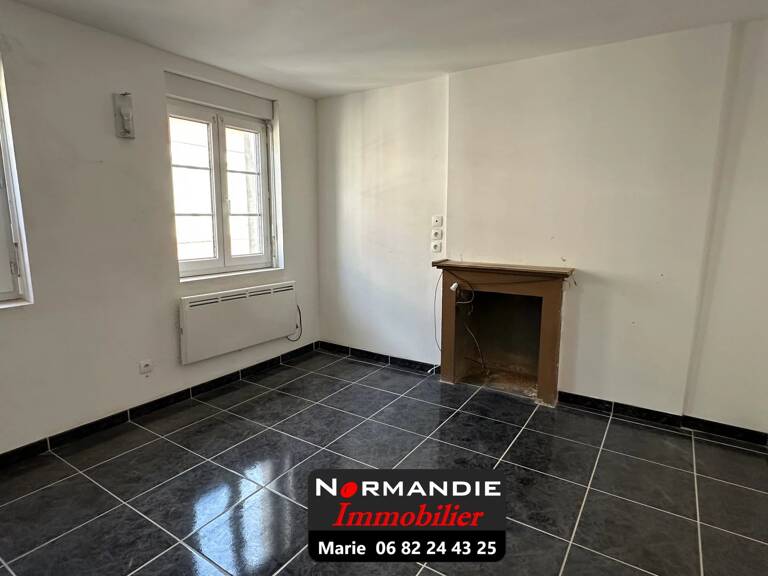 Maison de ville / LILLEBONNE — photo 1
