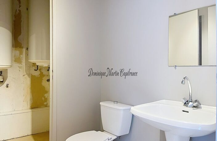 A vendre LHOMME (72),Local/bureau -Local commercial polyvalent en cœur de bourg — photo 4