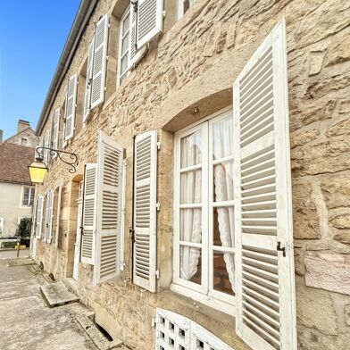 Maison 10 pièces 495000 €