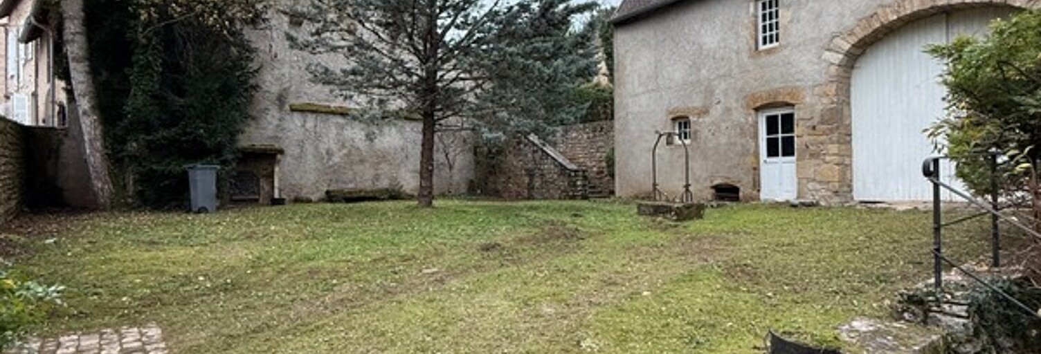 Maison 10 Pièces 252 m² à vendre à Couches (71490)