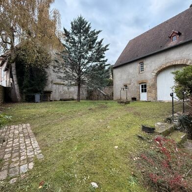 Maison 10 pièces 495000 €