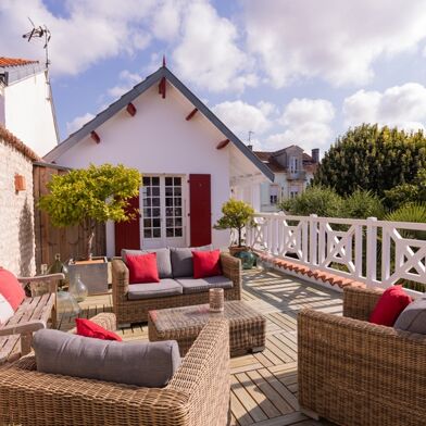 Maison 6 pièces 1285000 €