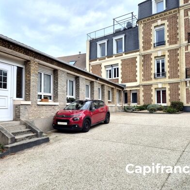 Appartement 8 pièces 573000 €