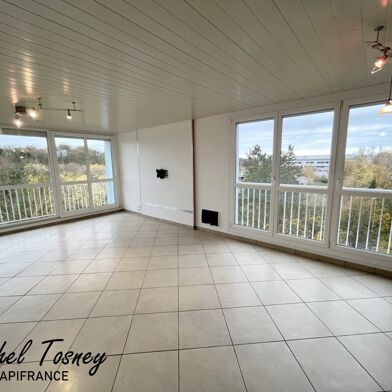 Appartement 4 pièces 790 €