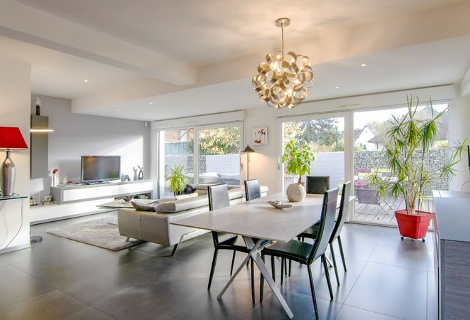 A la vente à BLOTZHEIM (68) maison contemporaine de 7 pièces avec jardin, sous-sol et garage — photo 1