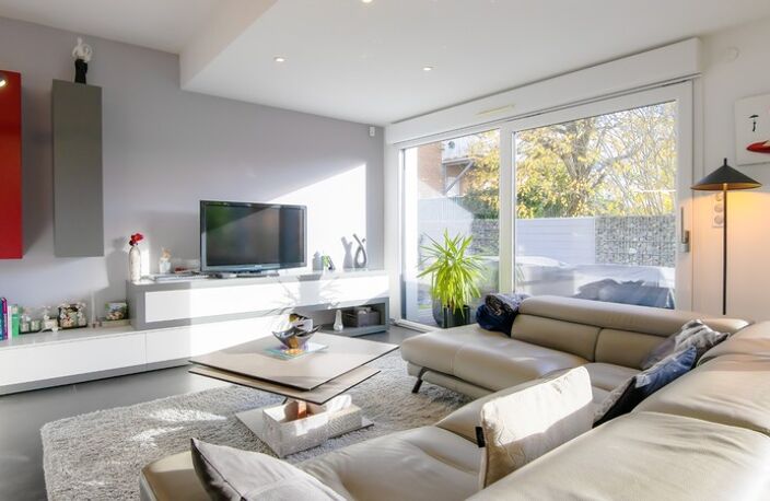A la vente à BLOTZHEIM (68) maison contemporaine de 7 pièces avec jardin, sous-sol et garage — photo 3