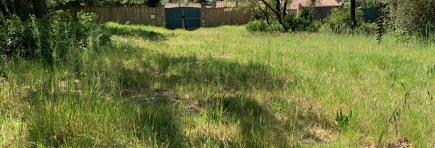 Terrain 2200 m² à construire Saint-Maximin-la-Sainte-Baume (83470)