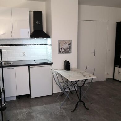 Appartement 1 pièces 850 €