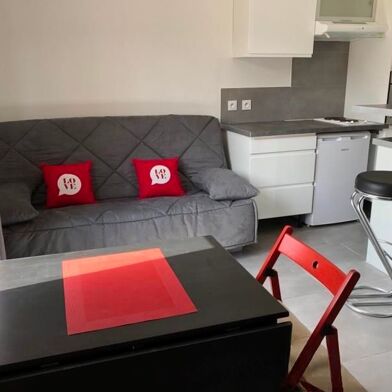 Appartement 1 pièces 425 €