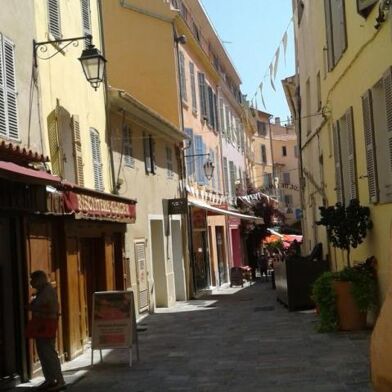 Appartement 2 pièces 615 €