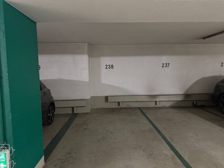 PARKING - SUFFREN /CHAMPS DE MARS — photo 1