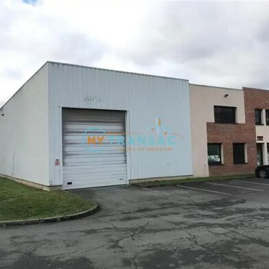 Local industriel  2368 €