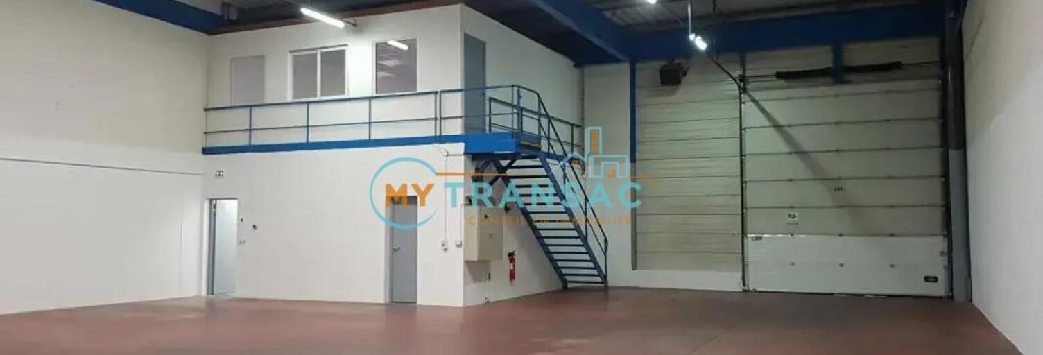 Local industriel  580 m² à louer à Noisiel (77186)