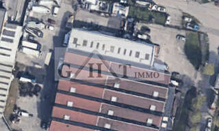 Local industriel  828 m² à louer à Villeneuve-la-Garenne (92390)