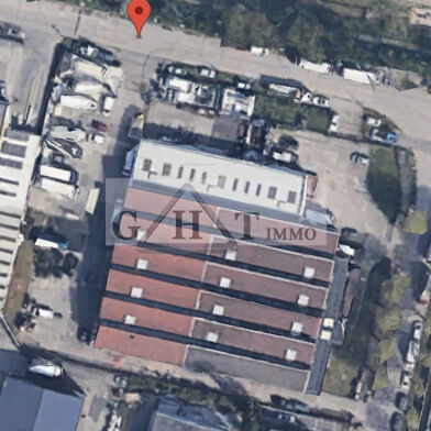 Local industriel  16581 €