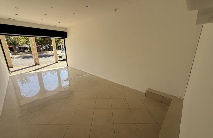 À Saint Gilles centre, à louer Local de 24m2 — photo 4