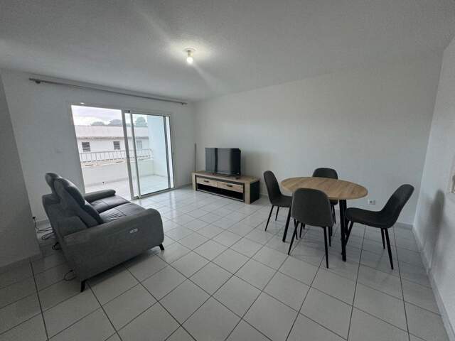 Appartement T3 meublé à Louer, Le Lamentin — photo du bien