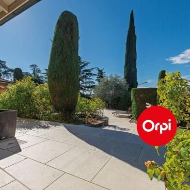 Maison 7 pièces 995000 €