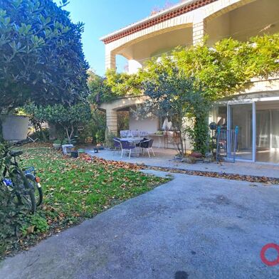 Maison 12 pièces 379000 €