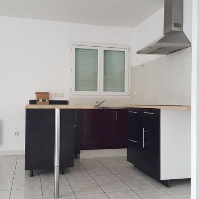 Appartement 2 pièces 669 €