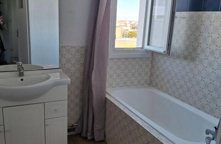 Appartement à vendre SAINT-NAZAIRE 2 pièces — photo 4