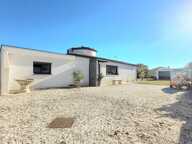 MAISON VILLEMOUSTAUSSOU - PLAIN PIED- 3 CHAMBRES - 1 STUDIO INDEPENDANT - CLIMATISATION - PISCINE - GARAGE — photo 3