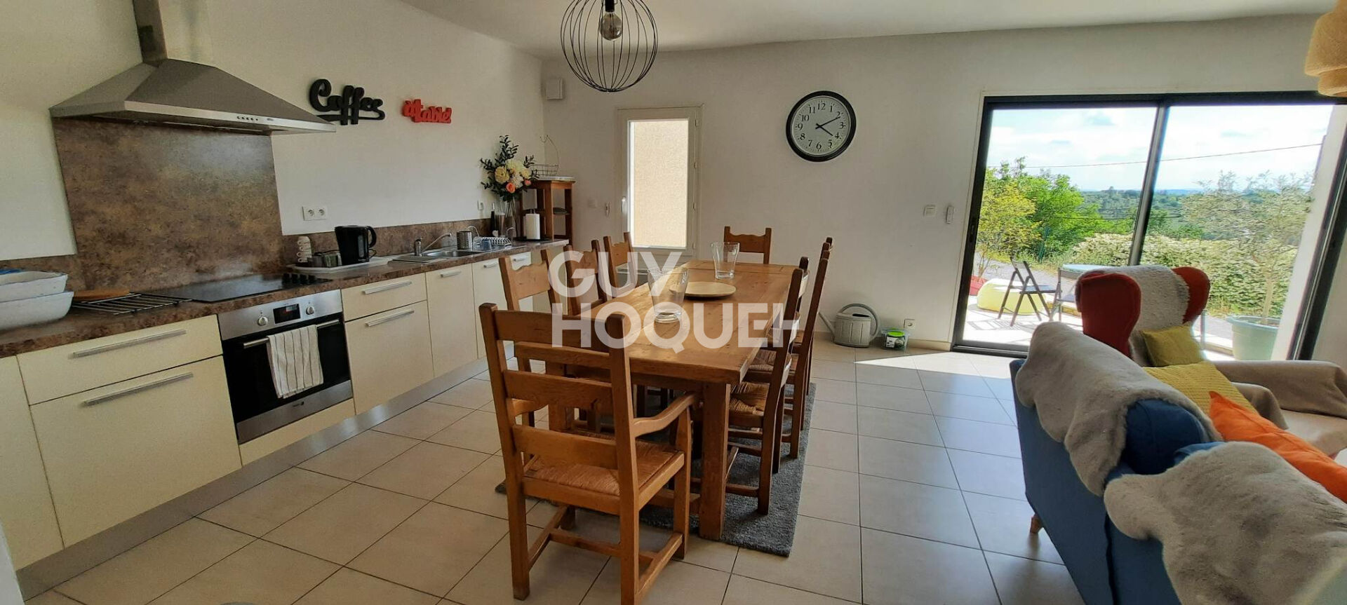 Villa / Maison  T5 à louer Vinezac 07110